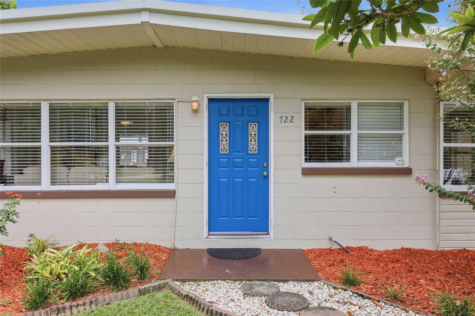 722 TEMPLE AVENUE