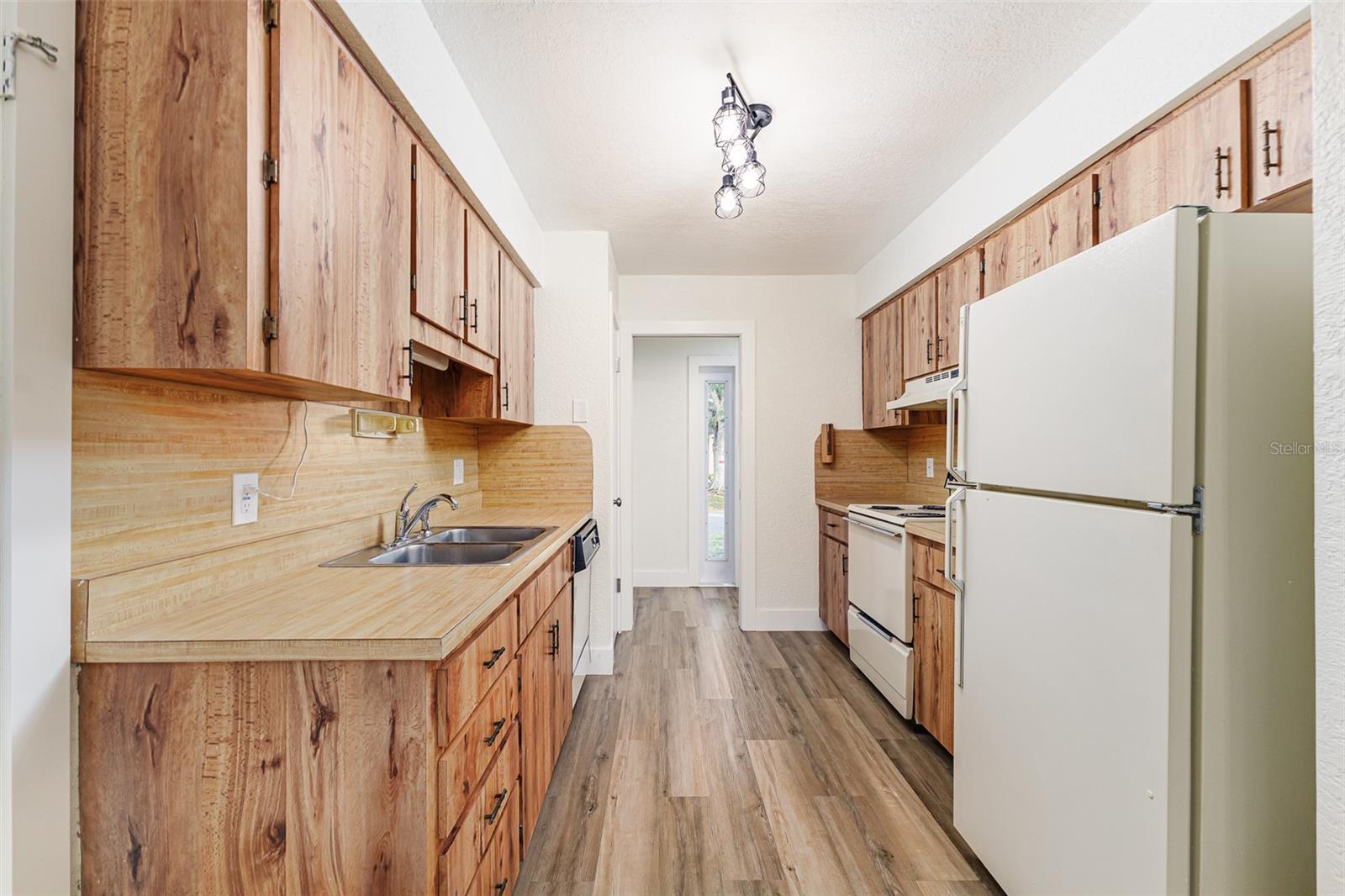 MEADOWS - Residential