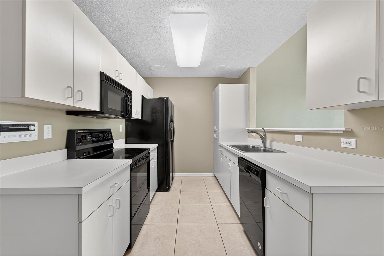 BRENTWOOD PARK - Residential Lease