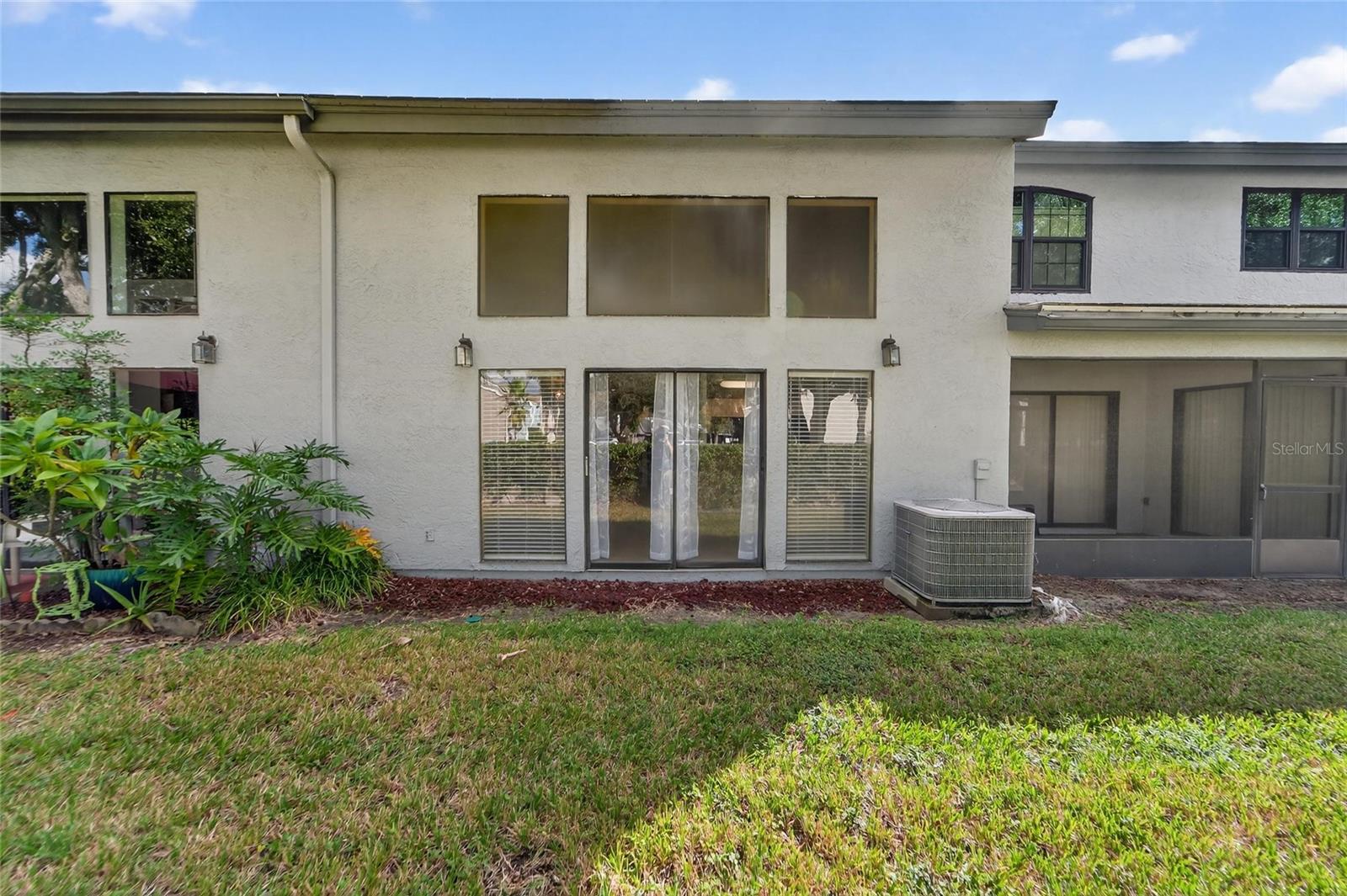 BRENTWOOD PARK - Residential Lease