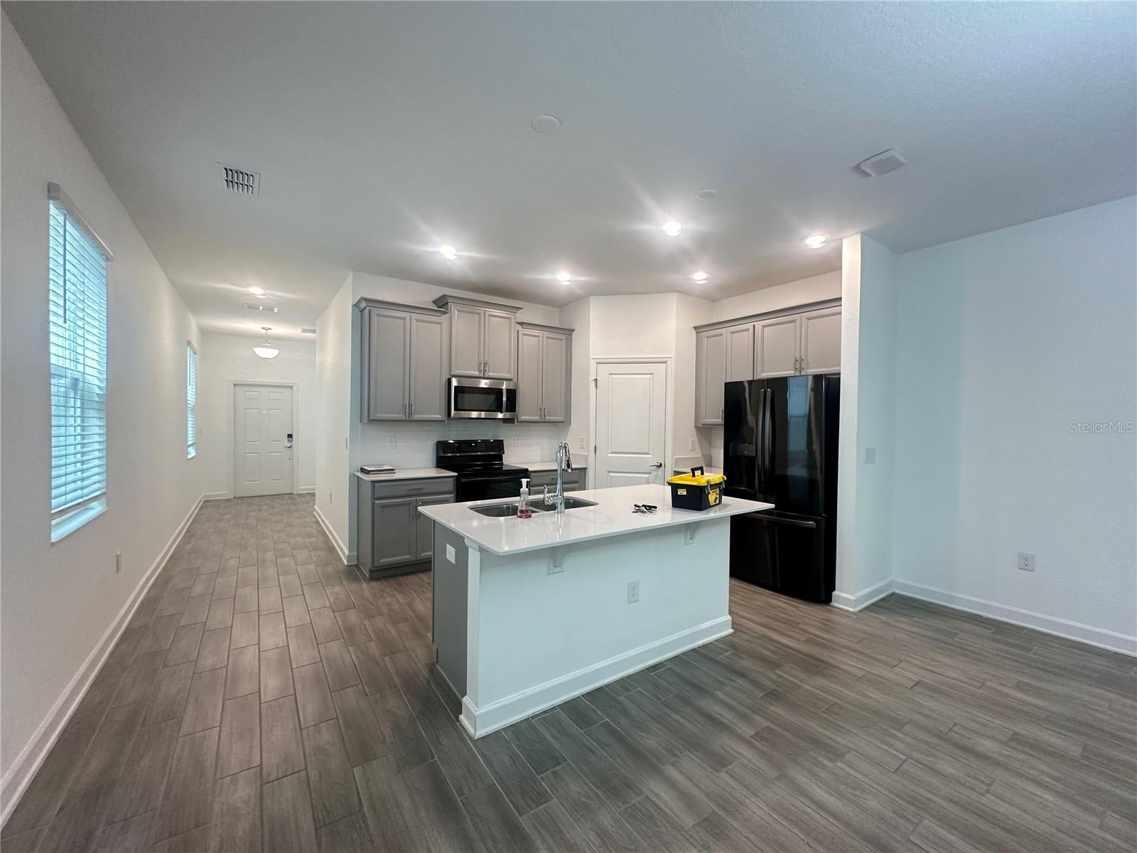 14180 TITLE WAY