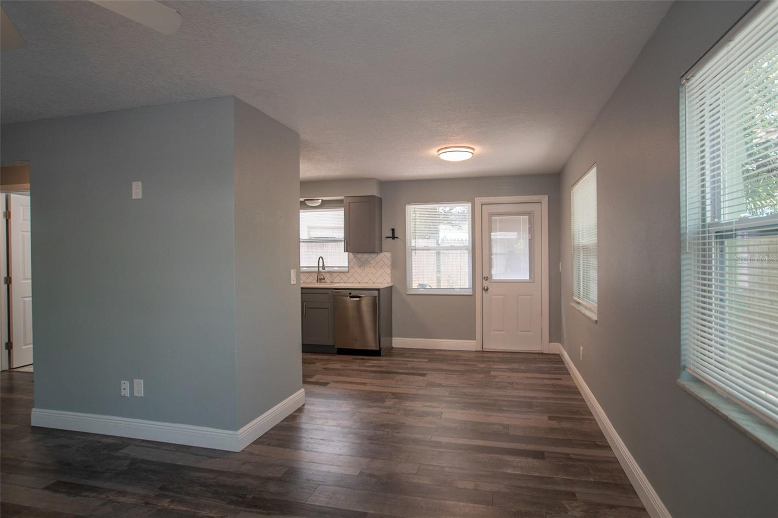 OAKLAND SUB - Residential Lease