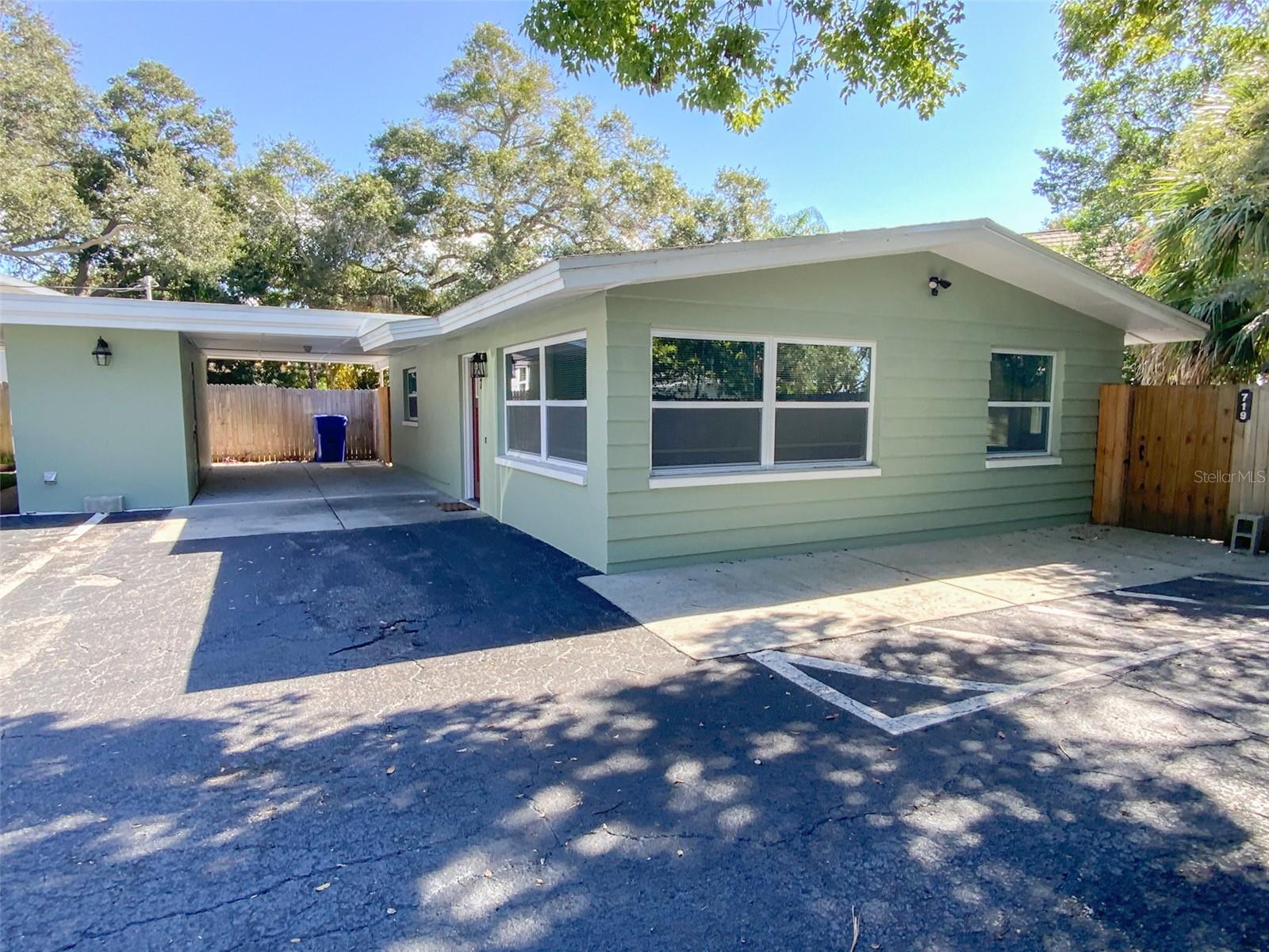 OAKLAND SUB - Residential Lease