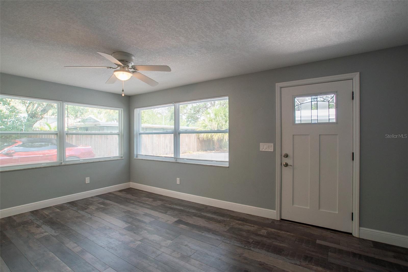OAKLAND SUB - Residential Lease