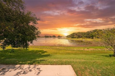 Tiny photo for 3719 Belle Rose Drive, Leesburg, FL 34748 (MLS # G5111171)