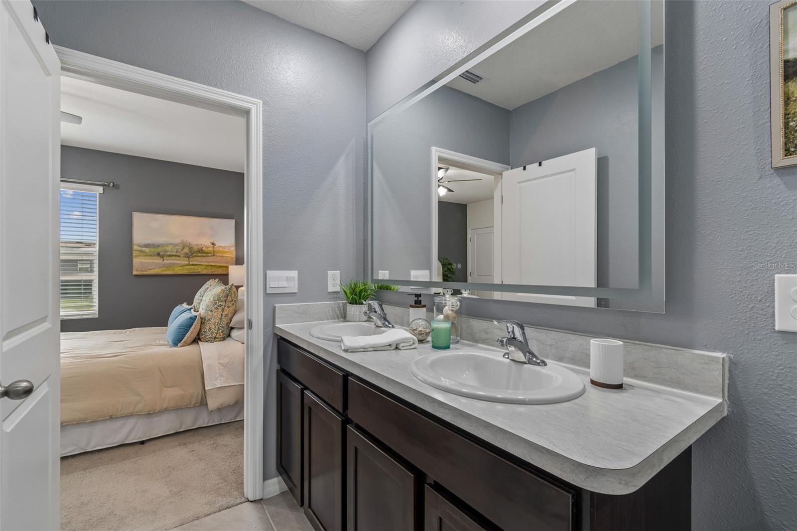 AVALON PARK WEST - Residential