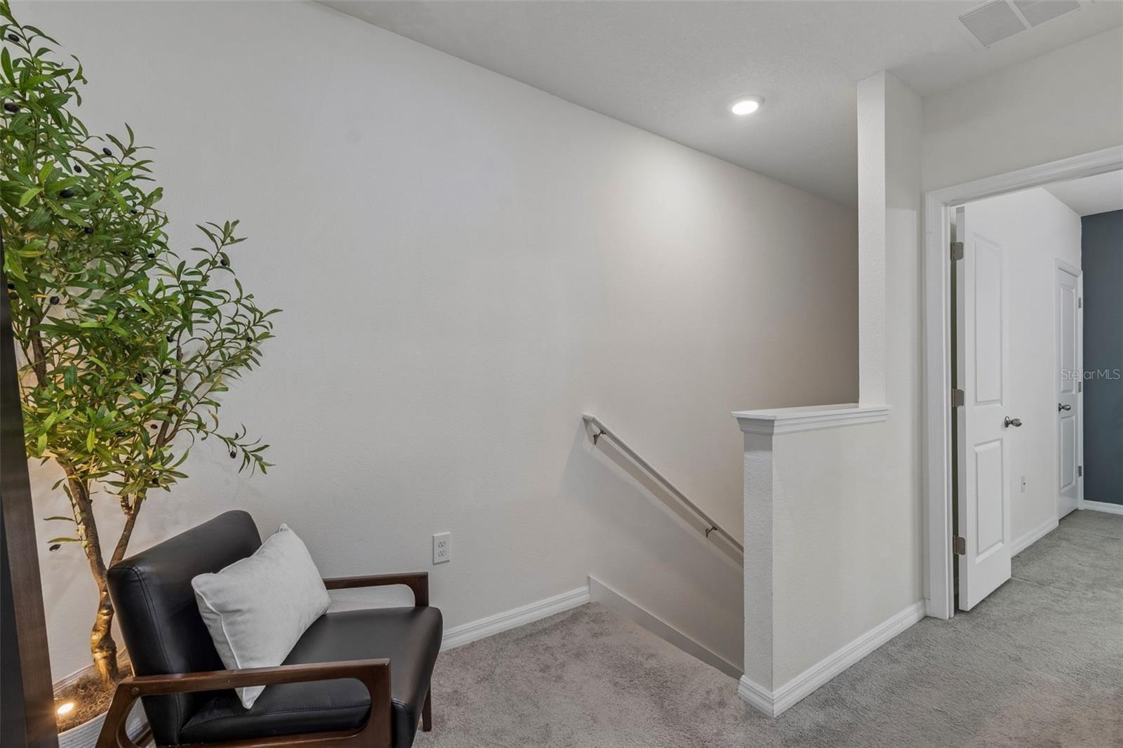 AVALON PARK WEST - Residential