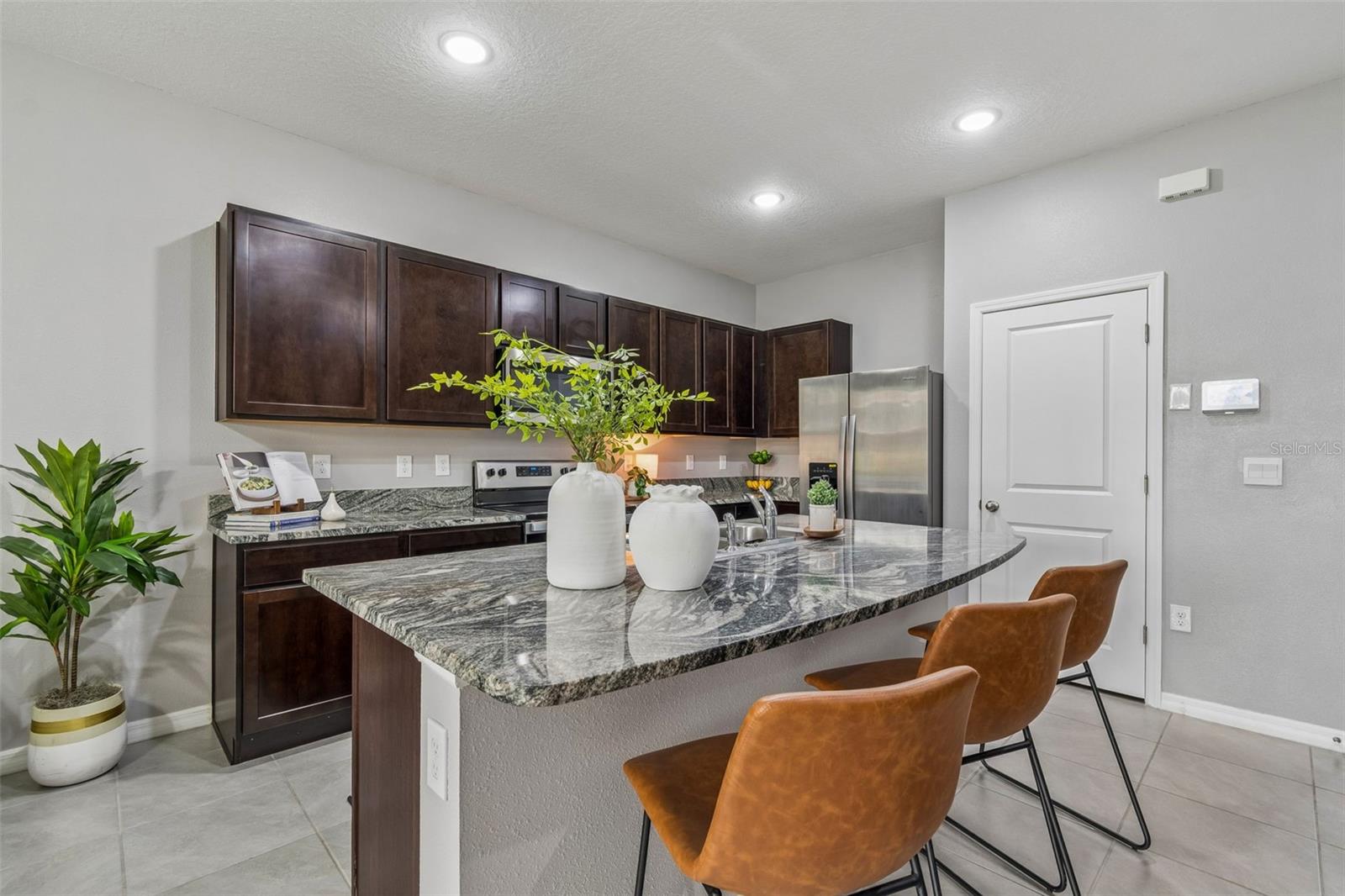 AVALON PARK WEST - Residential