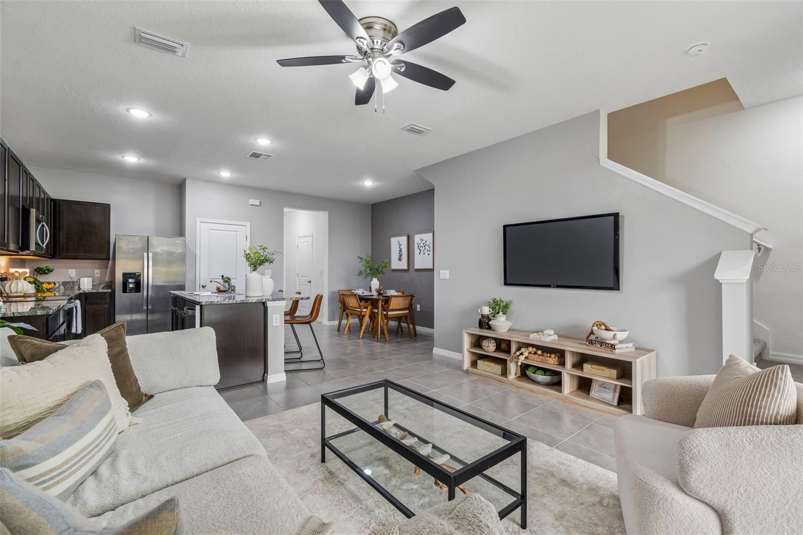 AVALON PARK WEST - Residential