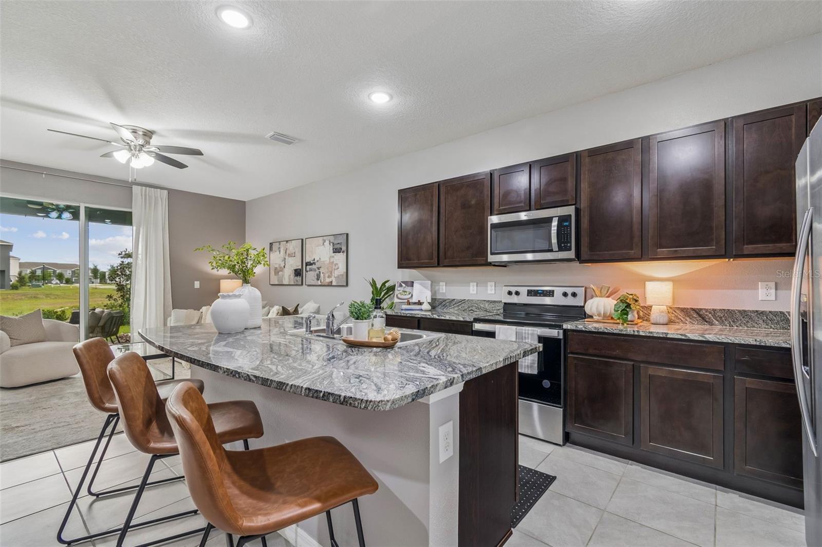 AVALON PARK WEST - Residential