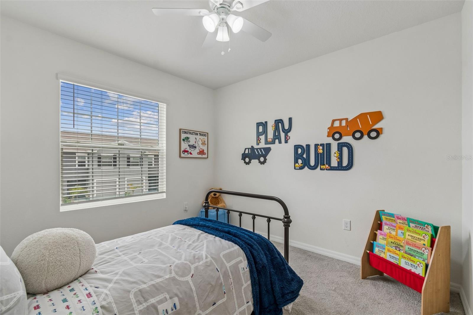 AVALON PARK WEST - Residential