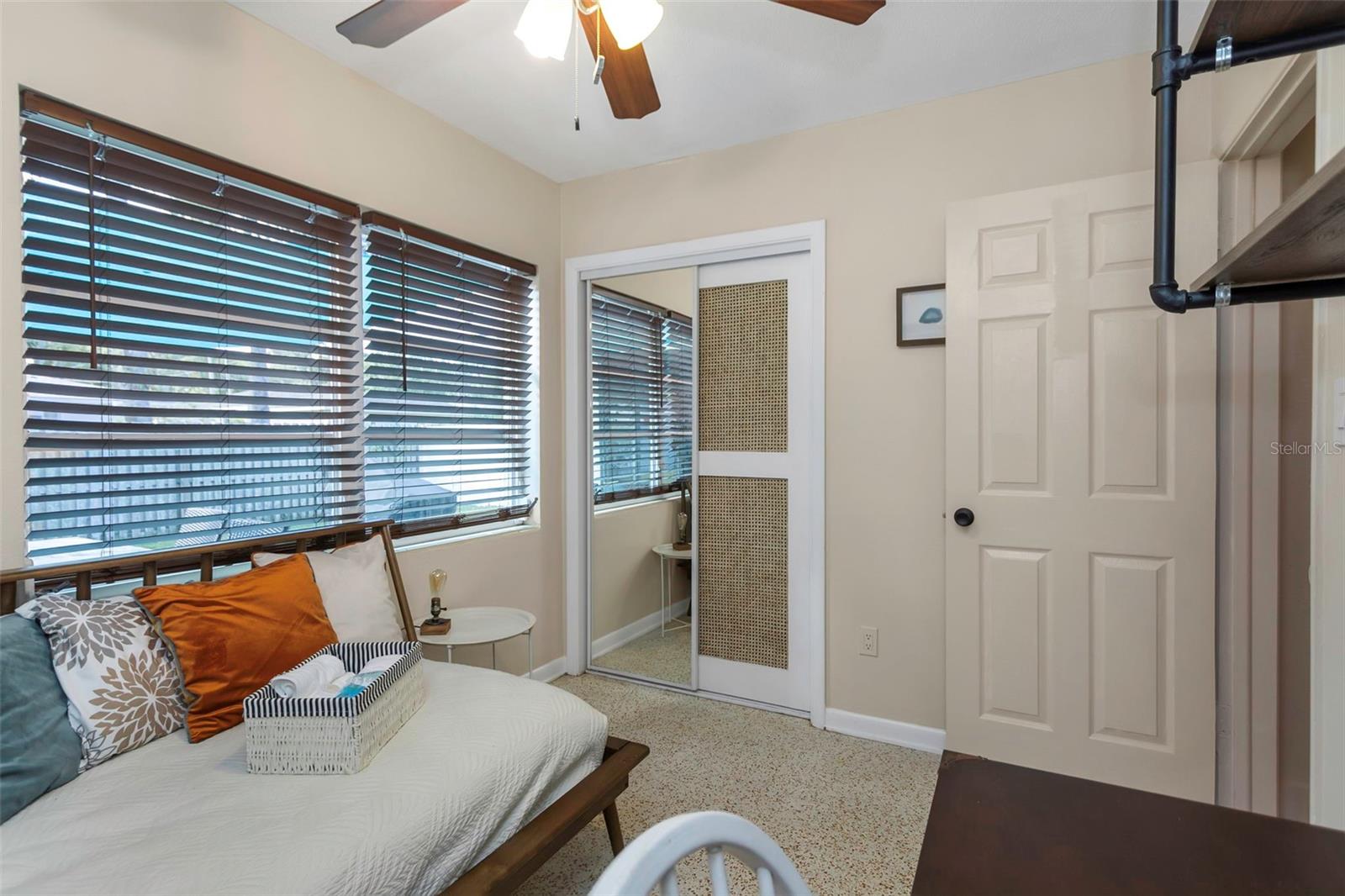 NAVAJO PARK REV - Residential