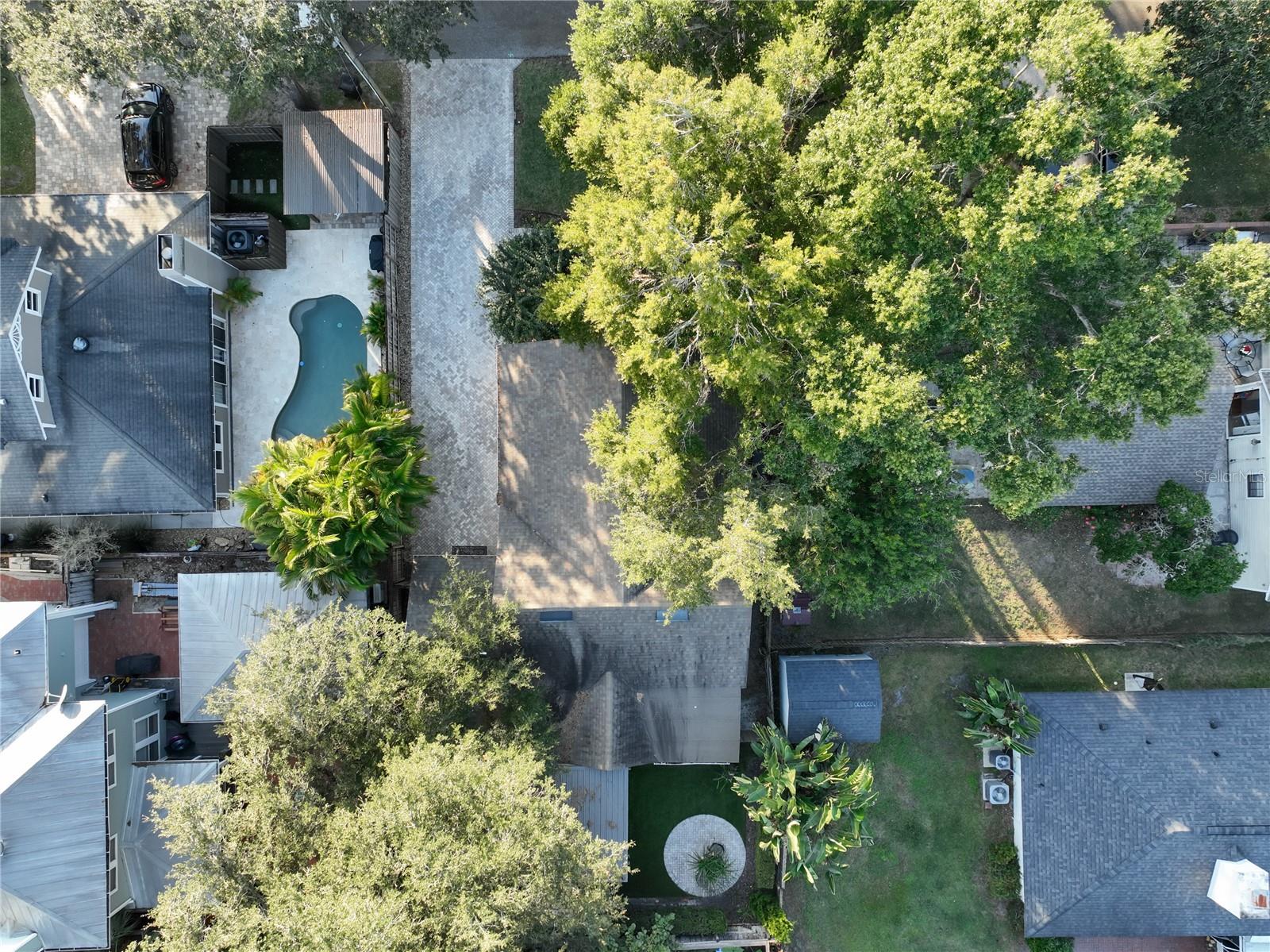 LAKE ADAIR GROVES - Residential