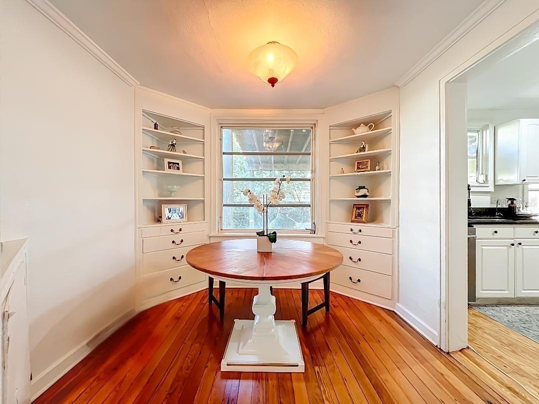 LAKE ADAIR GROVES - Residential