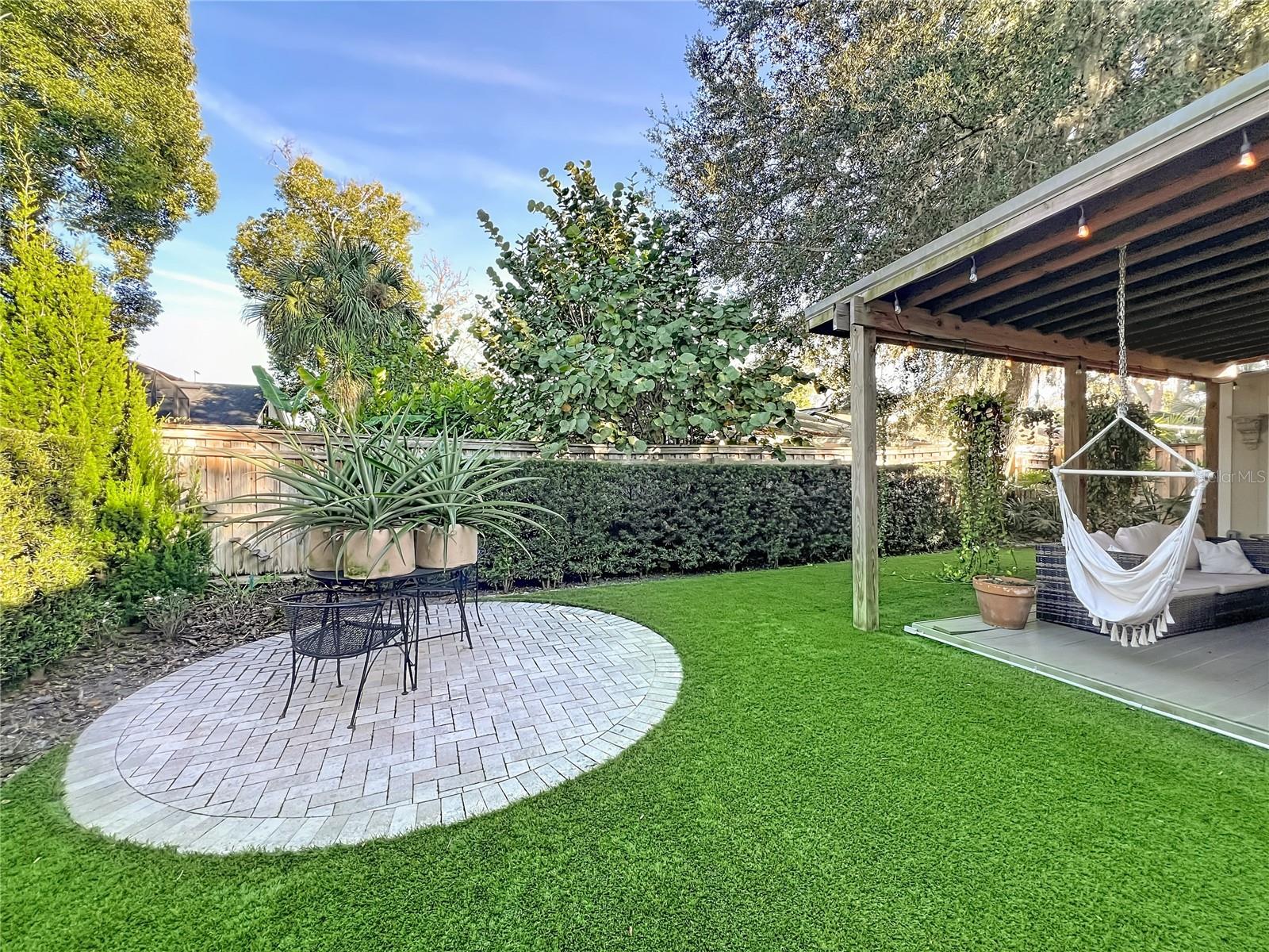 LAKE ADAIR GROVES - Residential