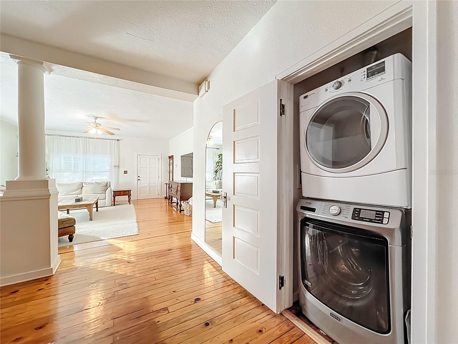 LAKE ADAIR GROVES - Residential