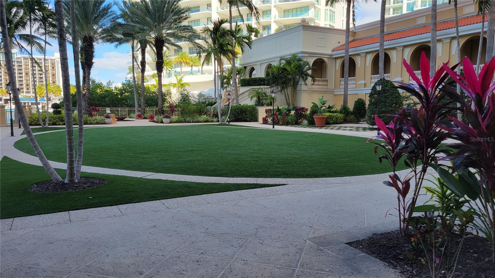 THE RESIDENCES - Residential Lease