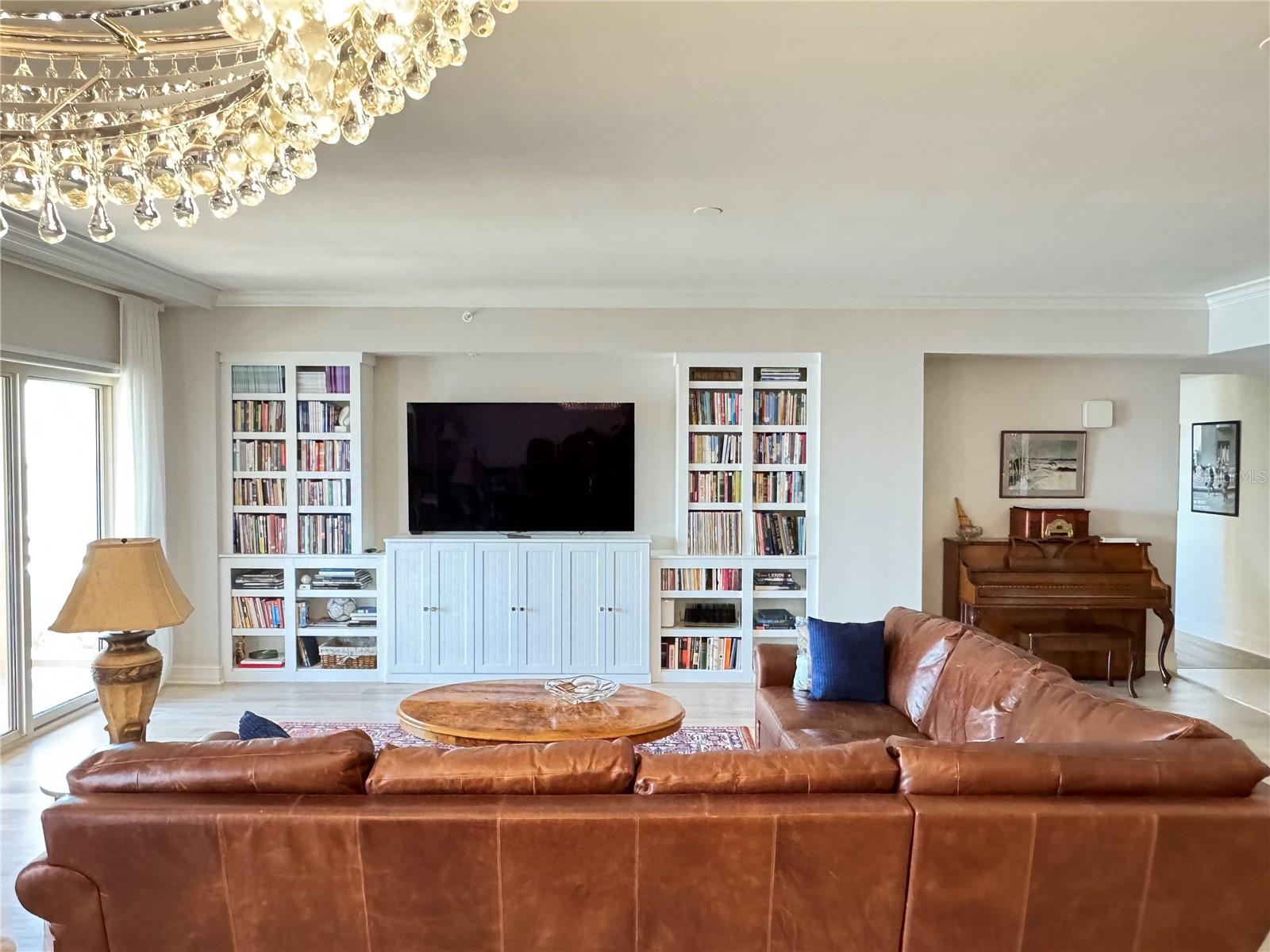 THE RESIDENCES - Residential Lease