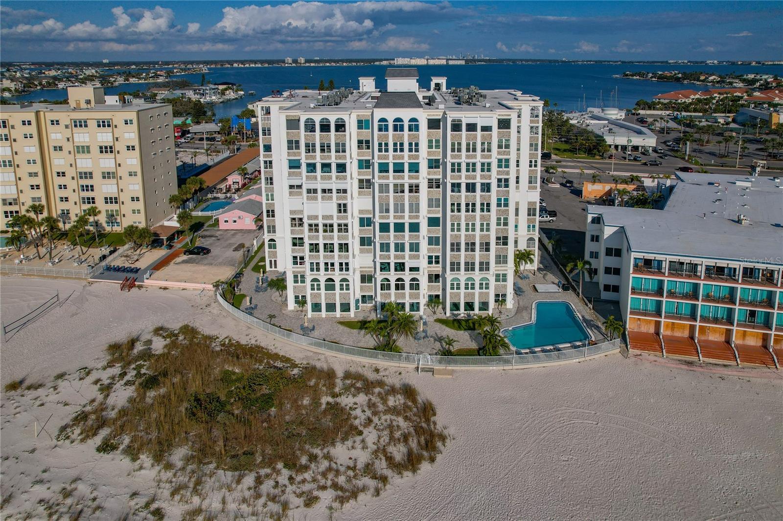 4950 GULF BOULEVARD 407