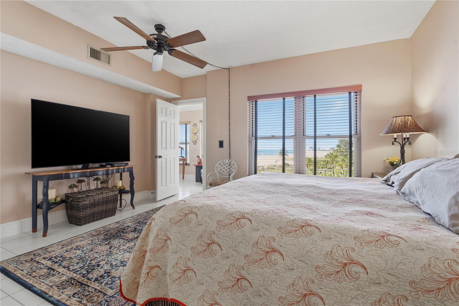 BEAU MONDE CONDO - Residential