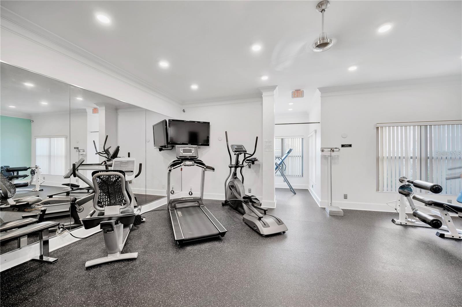 BEAU MONDE CONDO - Residential