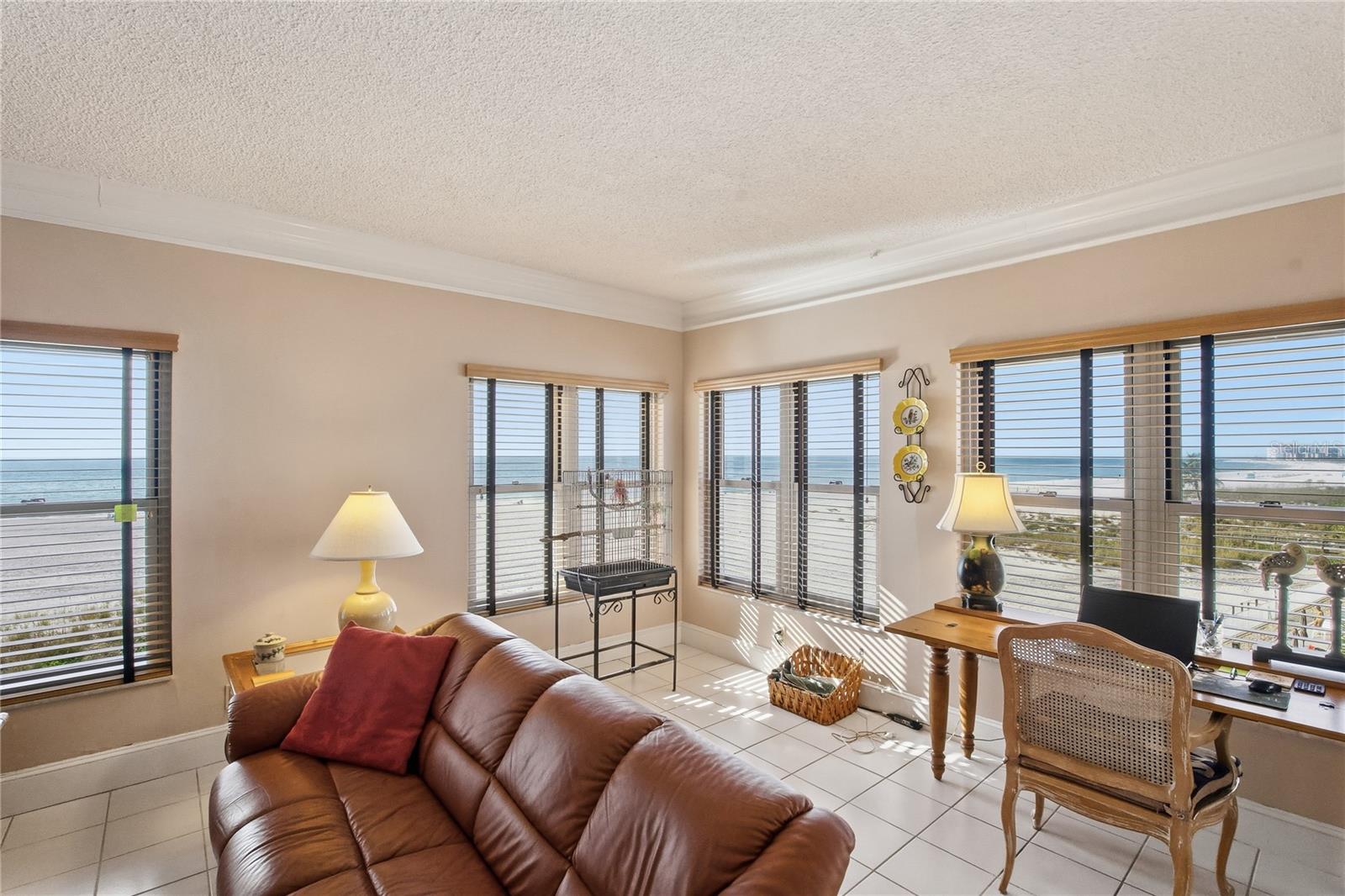 BEAU MONDE CONDO - Residential