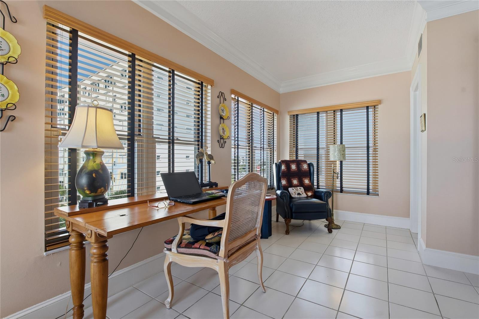 BEAU MONDE CONDO - Residential