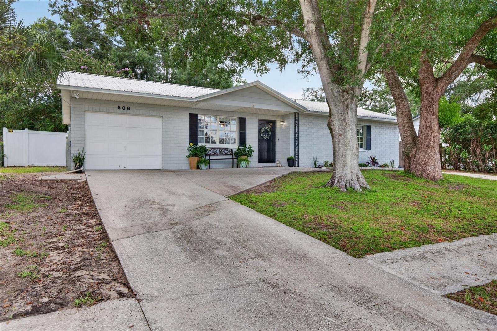 508 COCOPLUM DRIVE