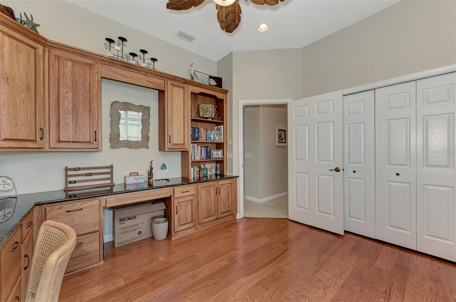 RIVERWOOD - Residential