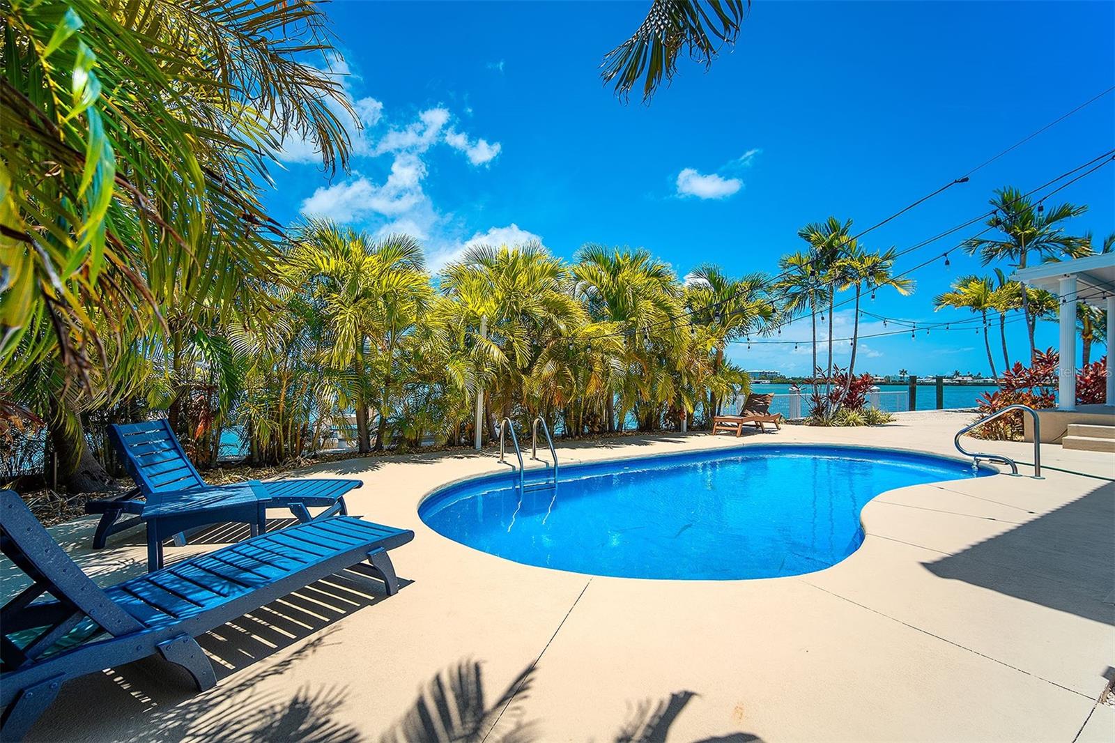 KEY COLONY BEACH 1ST ADD - Residential