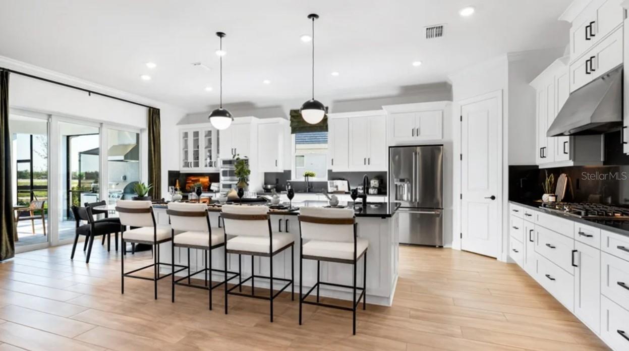 26789 VICTORIA PLACE