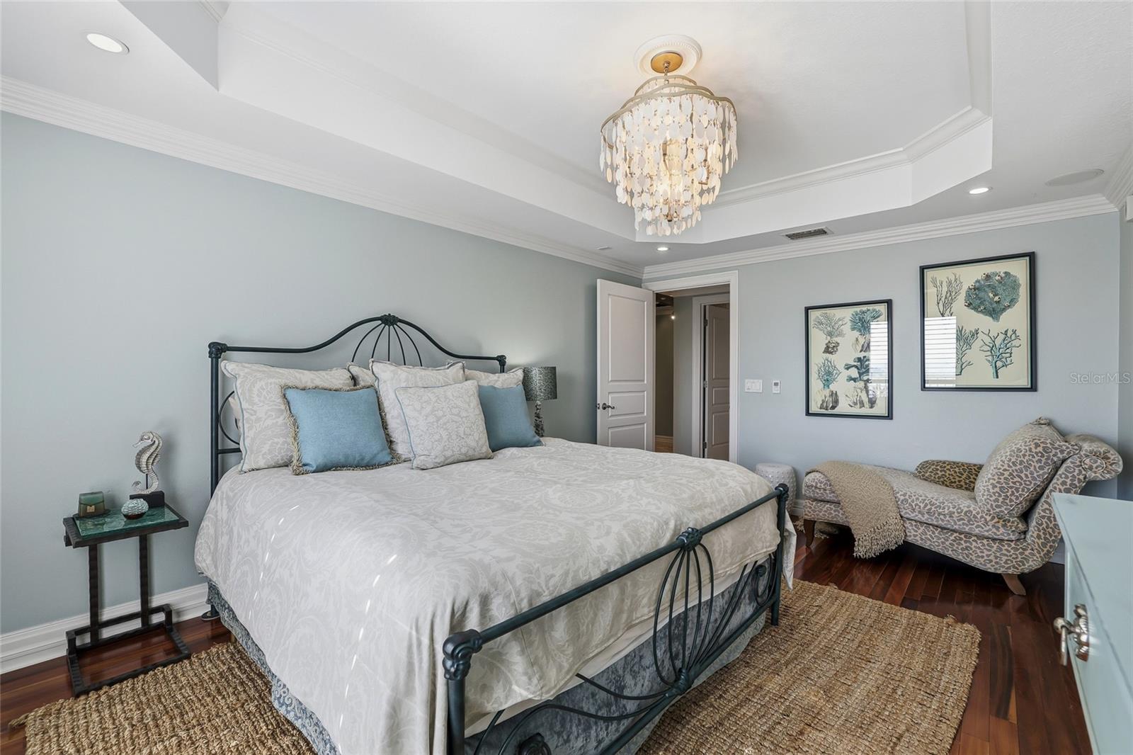 SUNBURST COVE CONDO - Residential