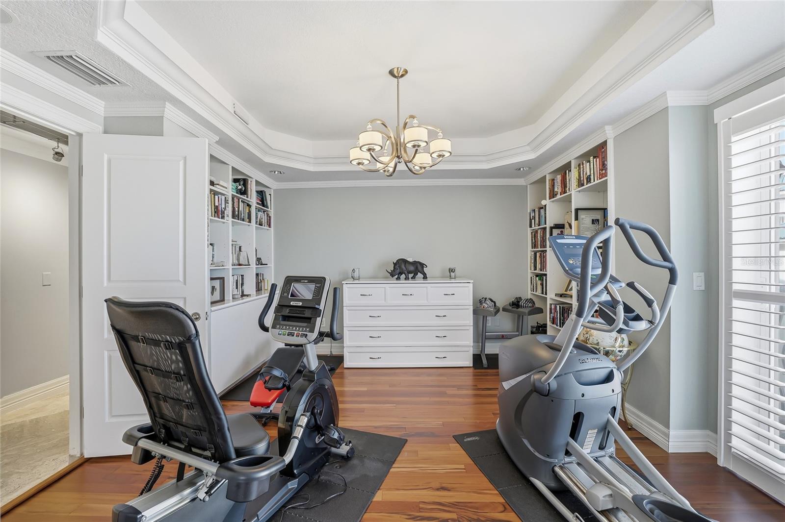 SUNBURST COVE CONDO - Residential