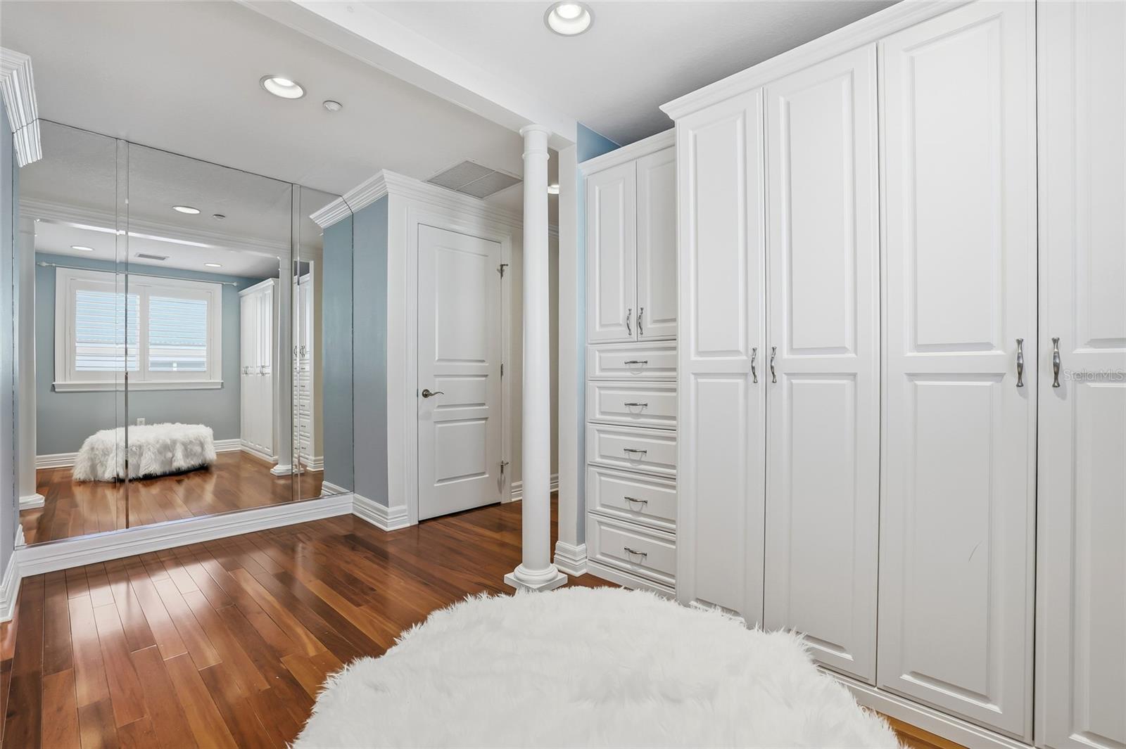 SUNBURST COVE CONDO - Residential