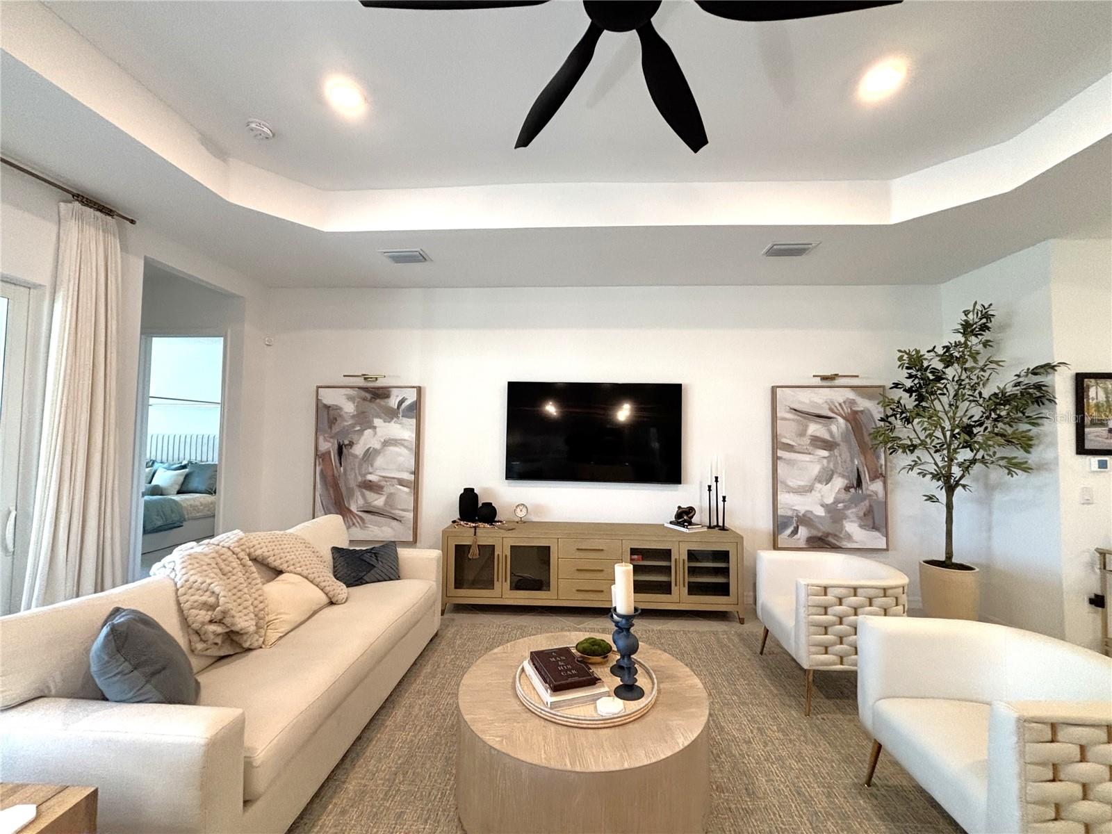 WELLEN PARK GOLF & COUNTRY CLUB - Residential Lease