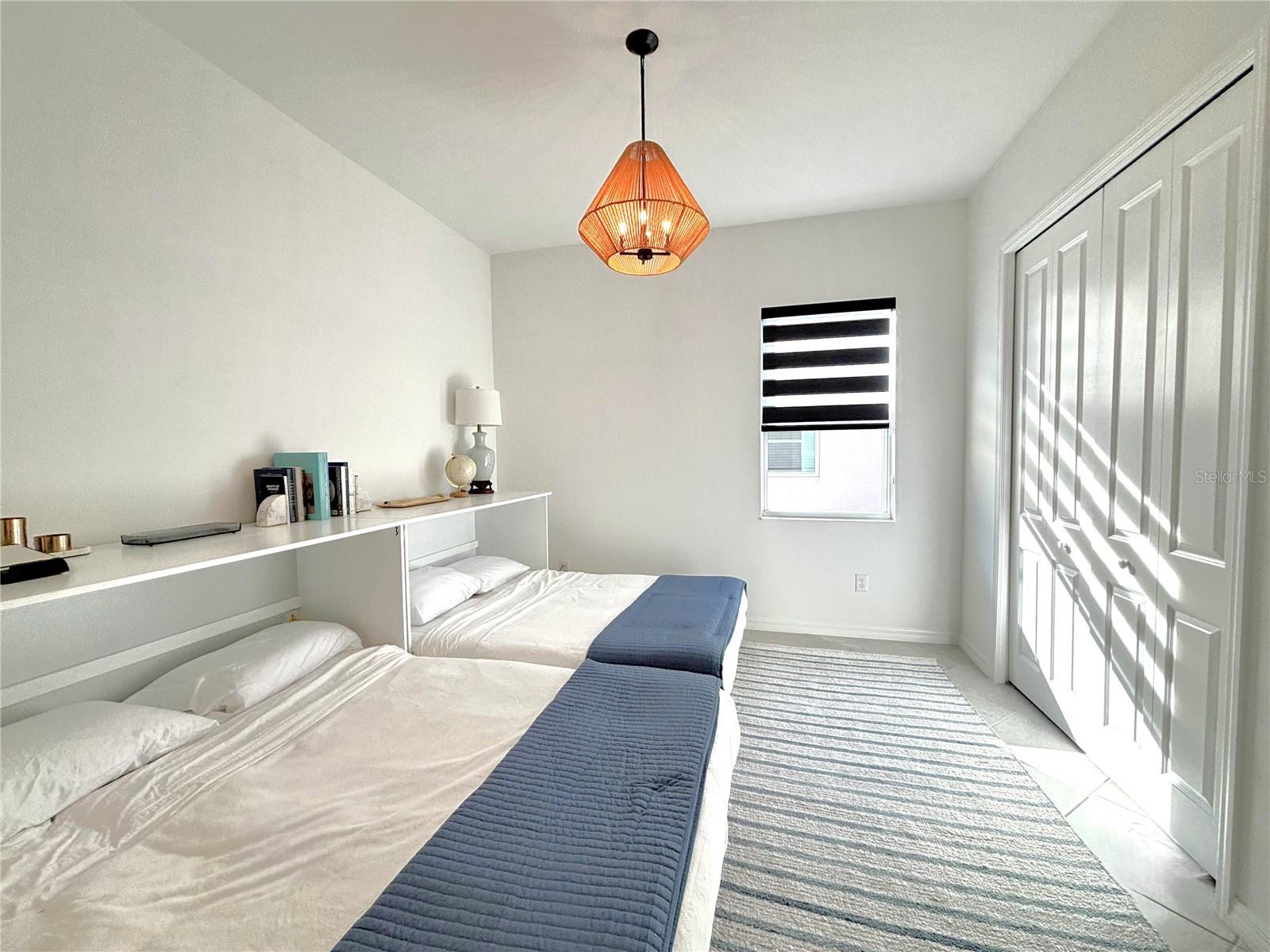 WELLEN PARK GOLF & COUNTRY CLUB - Residential Lease