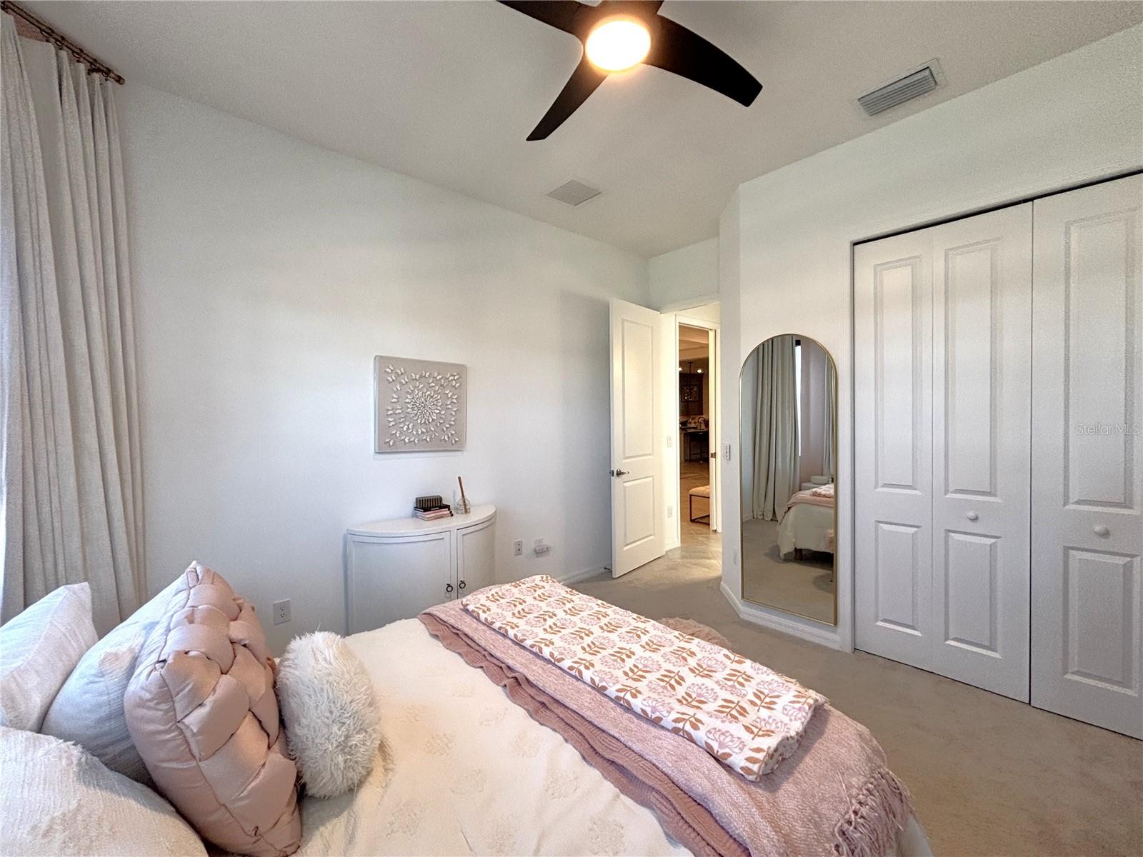 WELLEN PARK GOLF & COUNTRY CLUB - Residential Lease