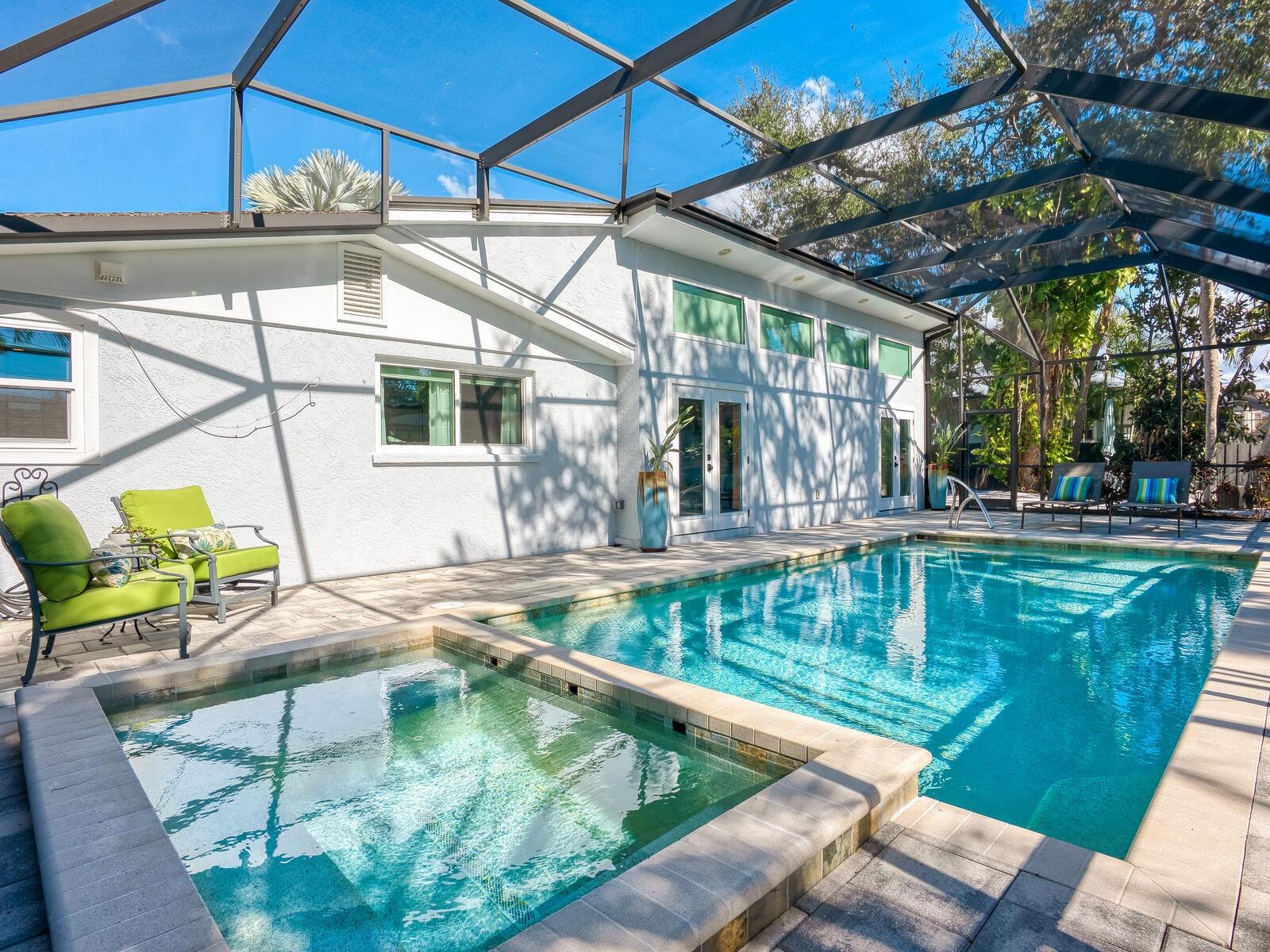 SIESTA ISLES - Residential