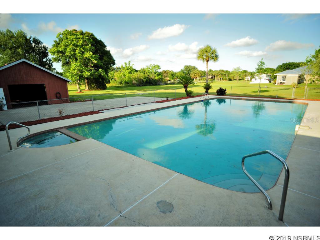 Quiet Place In Country Unit 01-04 - Residential