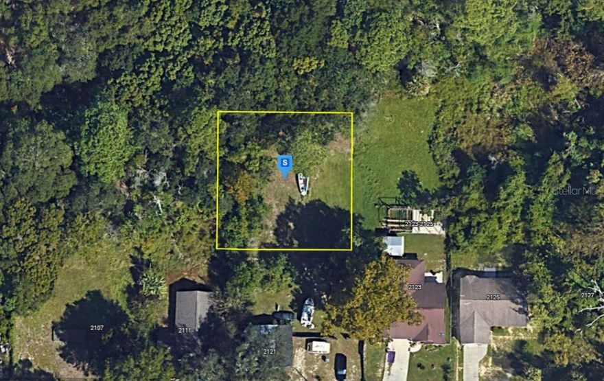 This vacant lot offers an excellent opportunity to build your future home or make a smart investment. Situated in a desirable neighborhood, the property features 0.224 acres with partially wooded terrain and public utilities available. Enjoy a peaceful setting while remaining conveniently located near shopping, dining, schools, and major highways, providing easy access to city amenities. Whether you’re looking for a private retreat, a development opportunity, or a long-term investment, this lot provides the flexibility and location to suit your needs. I MAKE IT MY POLICY TO PUT ALL KNOWN INFORMATION ABOUT EACH LOT IN THE WRITE UP DETAILS, SO IF YOU DON’T SEE THE ANSWER YOU’RE LOOKING FOR , PLEASE CONTACT THE COUNTY TO GATHER INFORMATION.PLEASE UNDERSTAND WHEN BUYING OR SELLING VACANT/RAW LAND THIS IS USUALLY THE CASE. THE LISTING AGENT DOES NOT GUARANTEE THE ACCURACY OF THE INFORMATION IN THIS LISTING AND IS TO BE HELD HARMLESS OF ANY MISREPRESENTATION. BUYERS ARE ENCOURAGED TO DO THEIR OWN DUE DILIGENCE TO MAKE SURE THE LOT IS A GOOD FIT. SELLERS HAVE STATED THAT THEY WISH TO SELECT THE TITLE AGENCY FOR CLOSING. THEY ARE WILLING TO COVER THAT COST AT CLOSING. THANK YOU FOR LOOKING. THIS IS A FLAT FEE LIMITED-SERVICE LISTING.