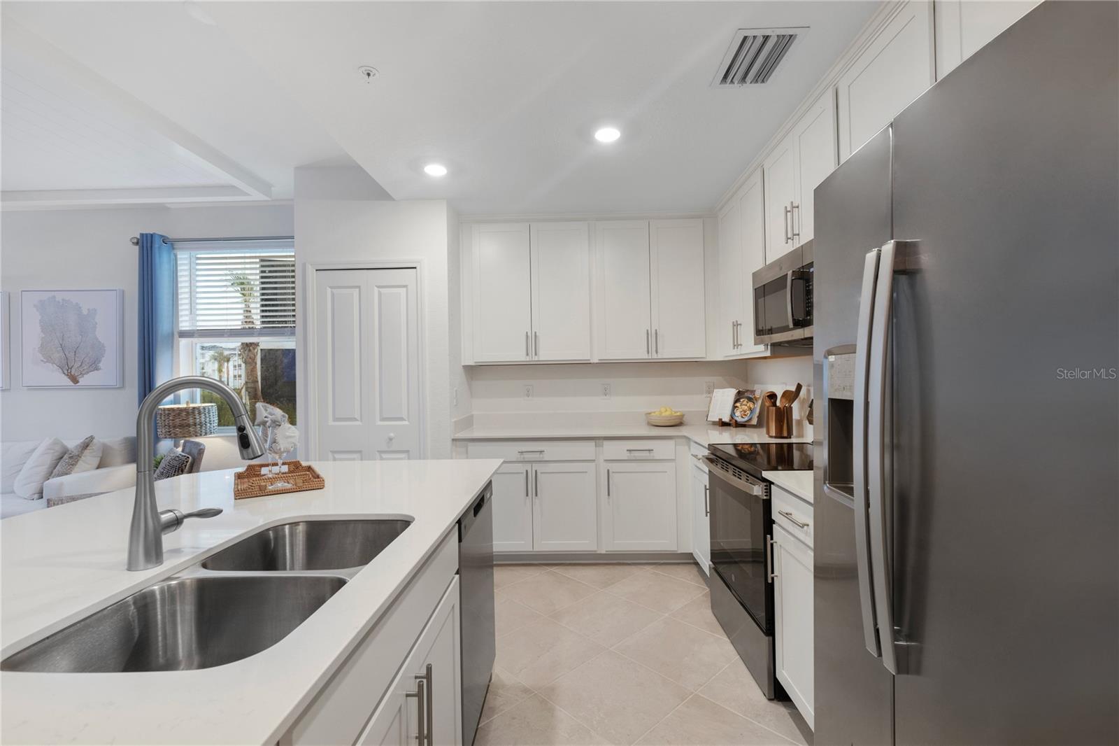WELLEN PARK GOLF & COUNTRY CLUB - Residential