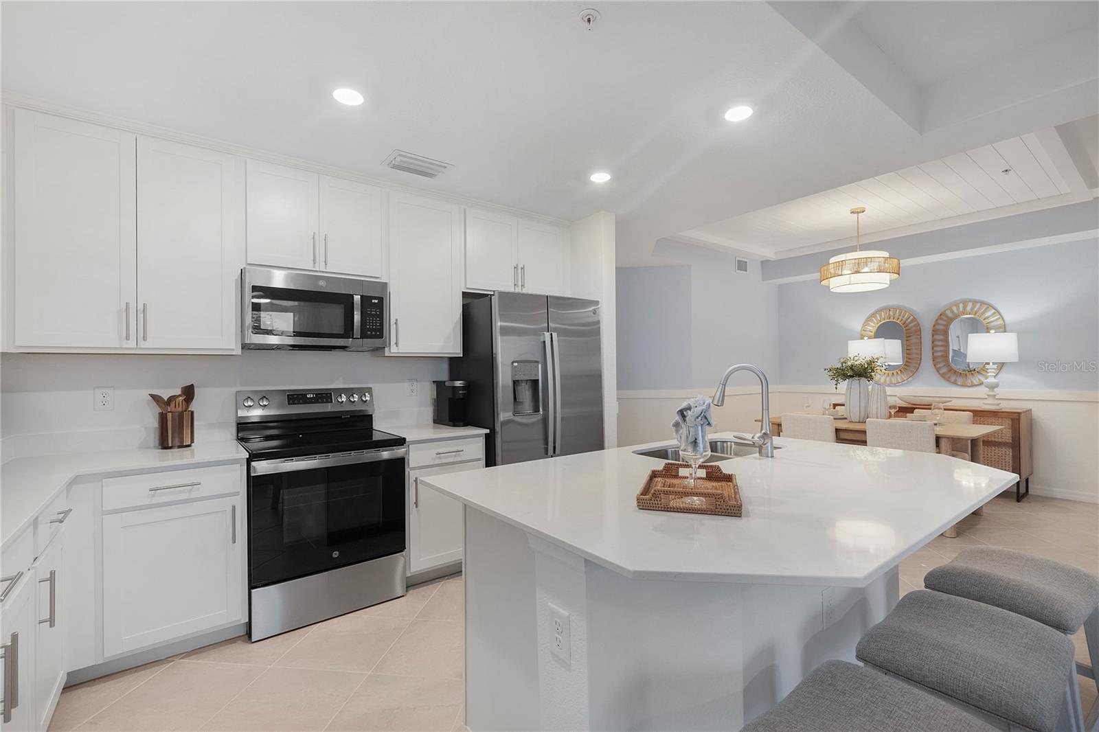 WELLEN PARK GOLF & COUNTRY CLUB - Residential