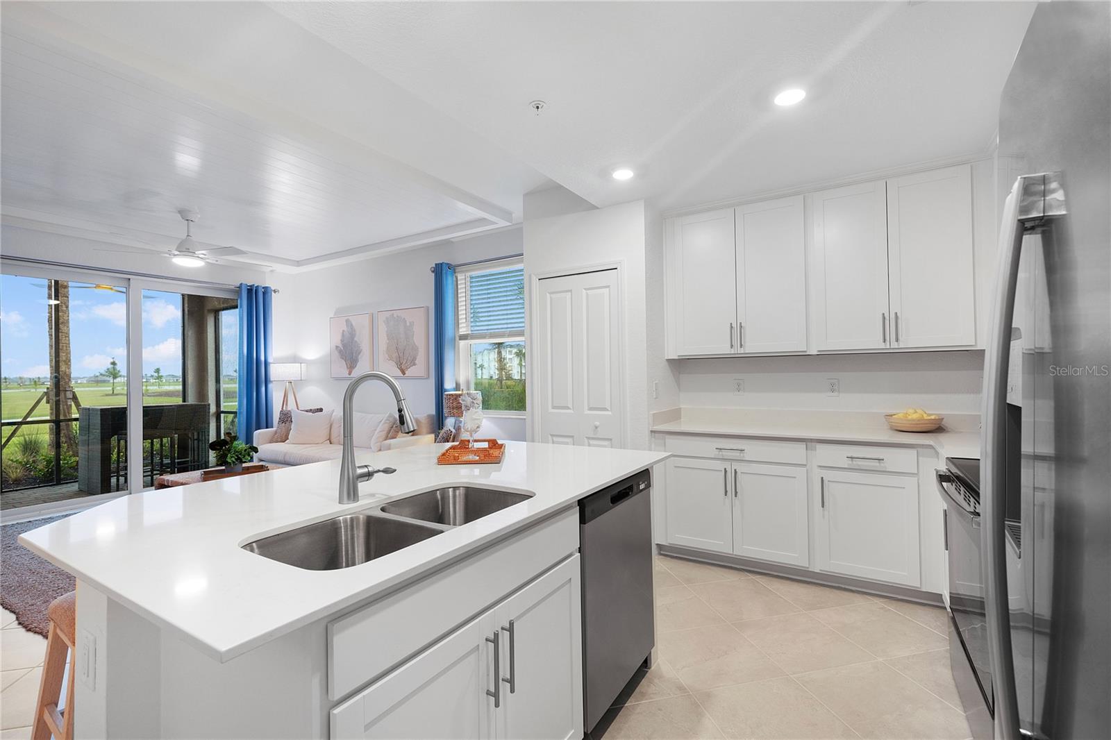 WELLEN PARK GOLF & COUNTRY CLUB - Residential