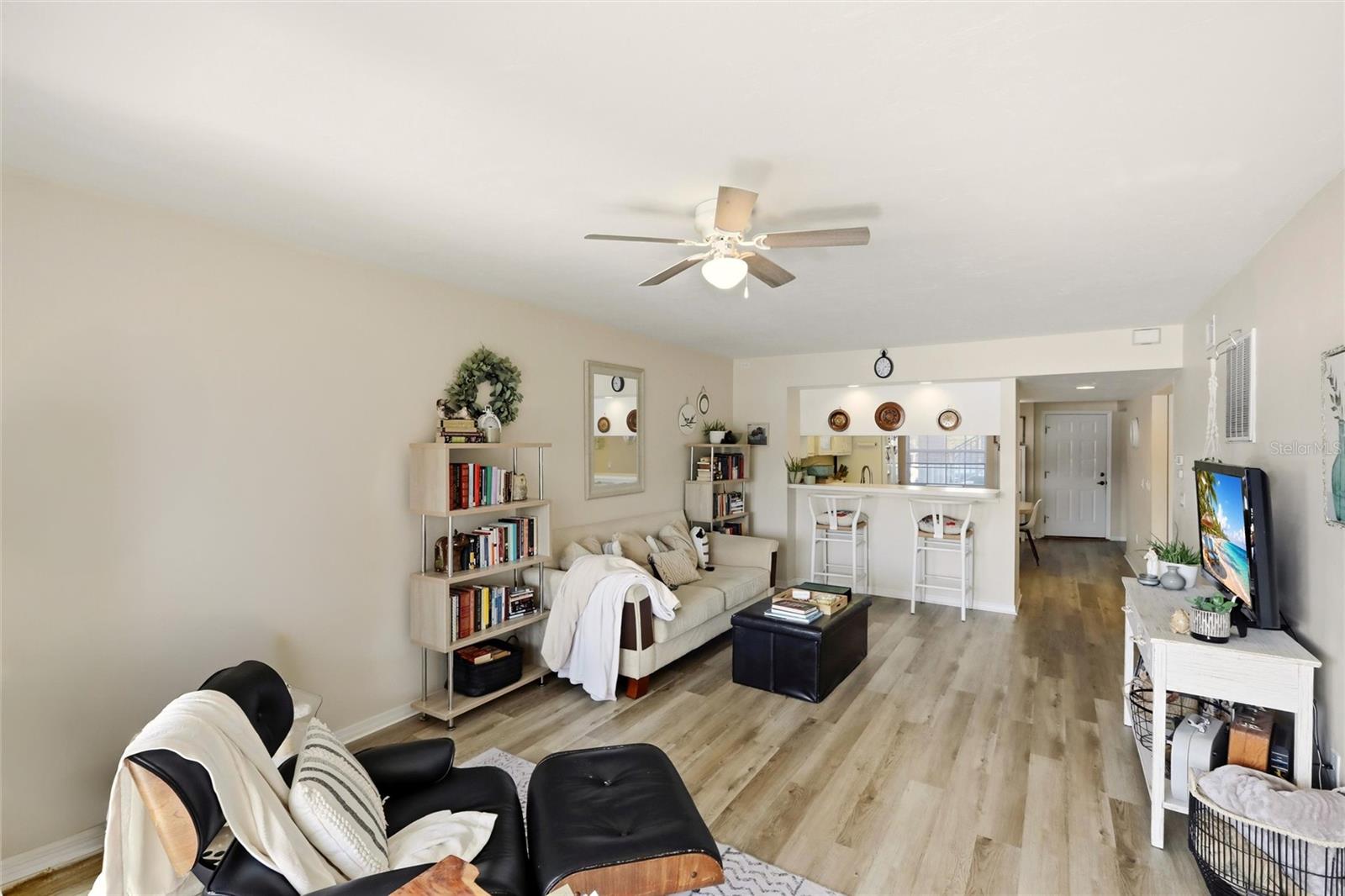 CRYSTAL BAY AT KINGSWAY - Residential