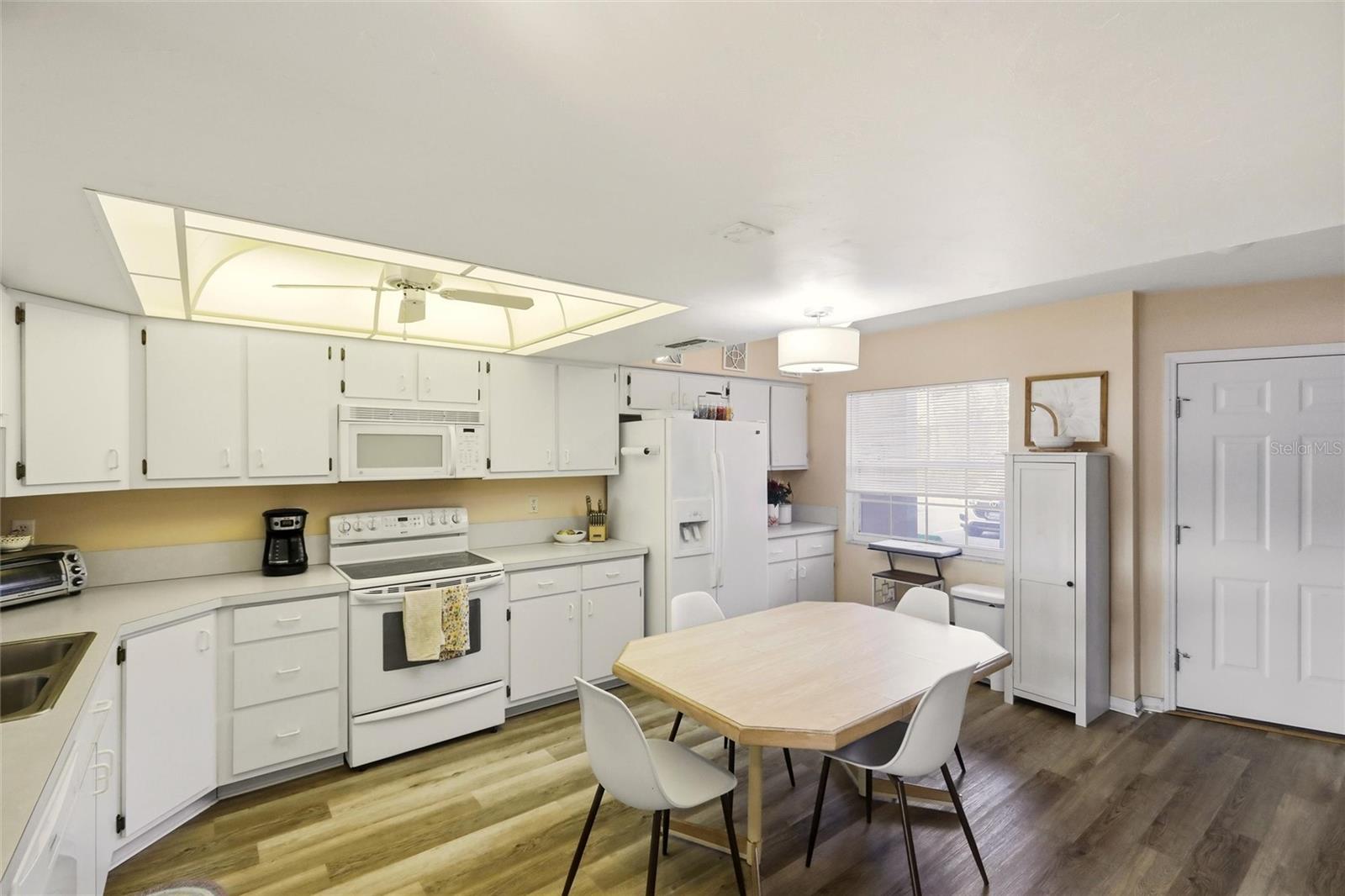 CRYSTAL BAY AT KINGSWAY - Residential