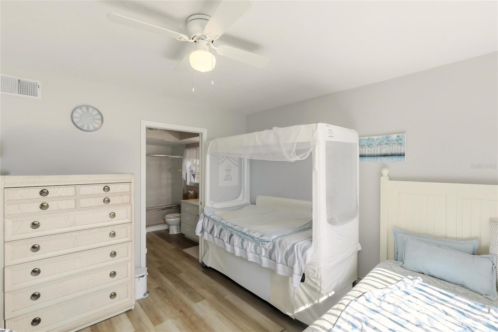 CRYSTAL BAY AT KINGSWAY - Residential