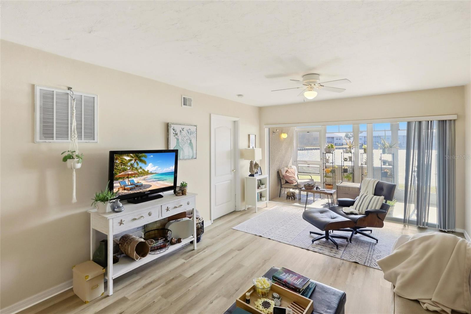 CRYSTAL BAY AT KINGSWAY - Residential