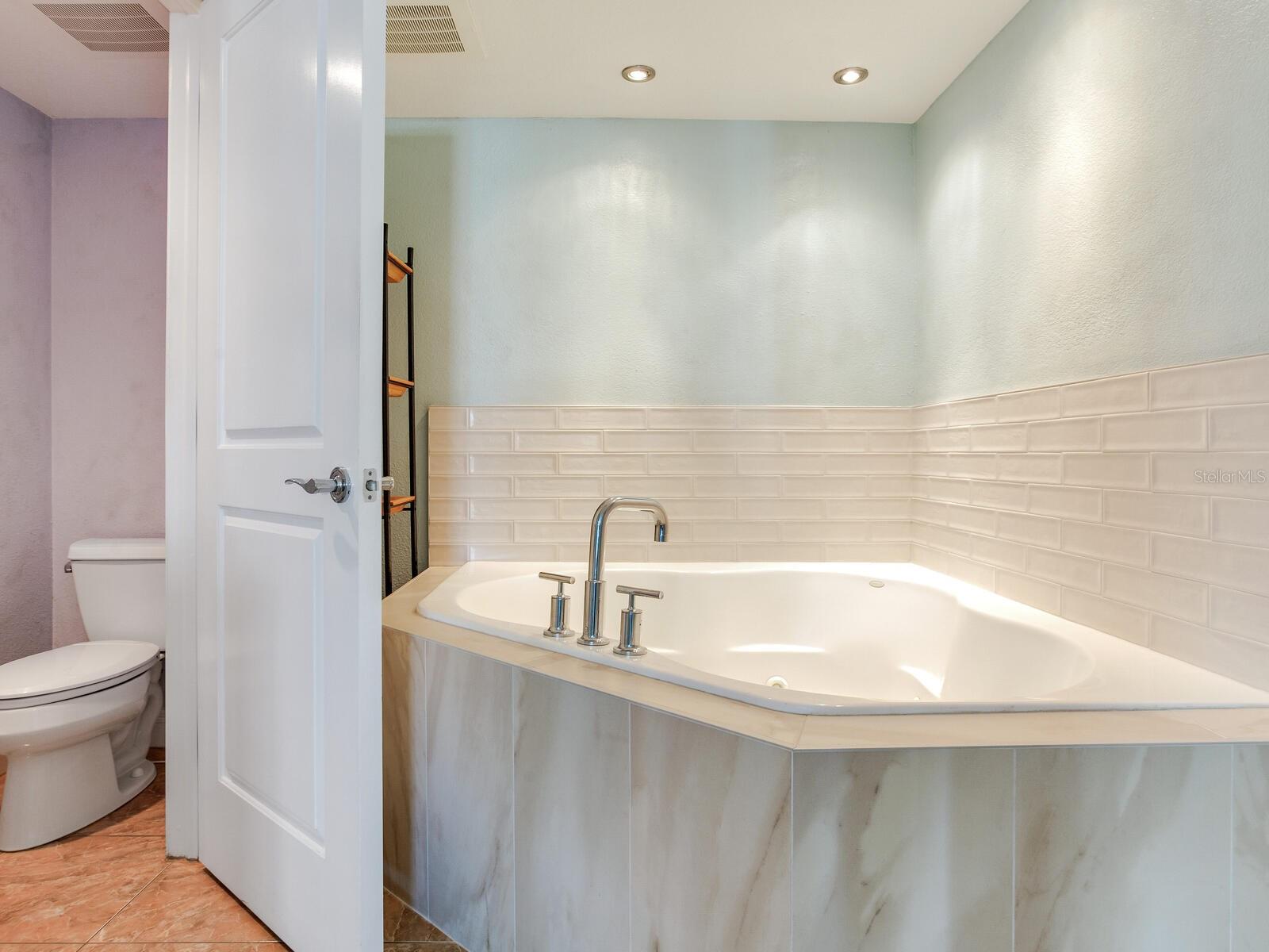 BELLA GRANDE CONDO - Residential