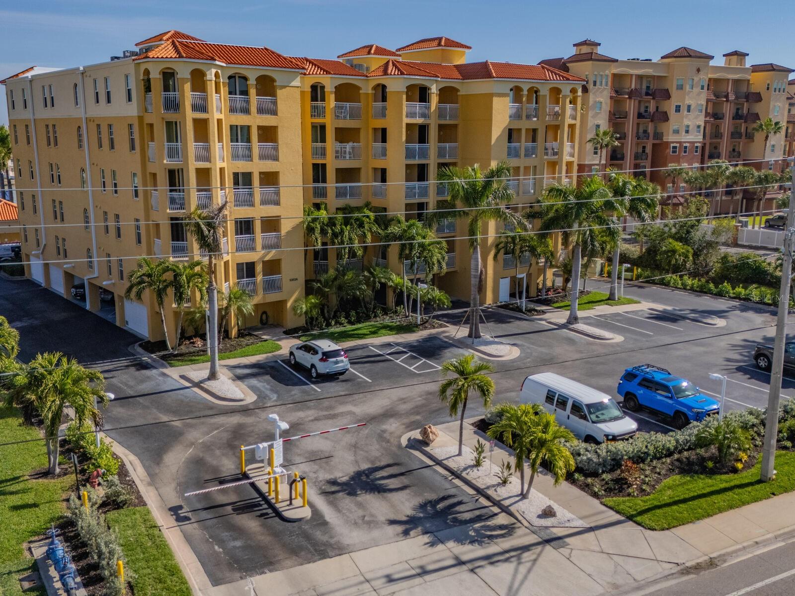 BELLA GRANDE CONDO - Residential