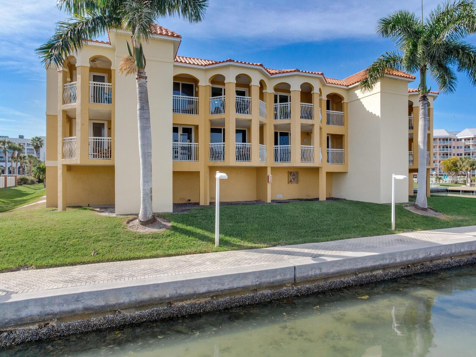 BELLA GRANDE CONDO - Residential